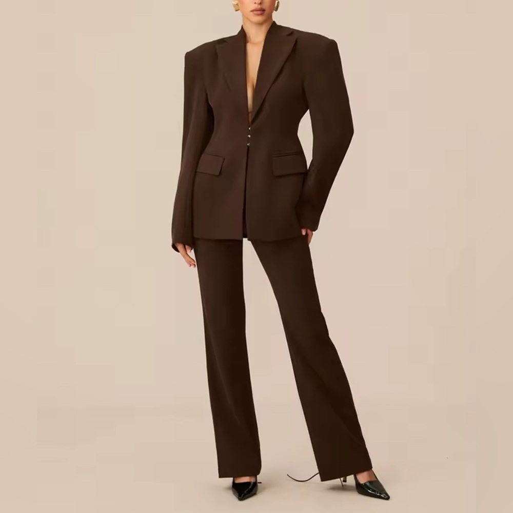 NEW Retail $198 Wyona Two Piece Set Trendy Women’s Suit